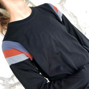 Dark blue long sleeve tee